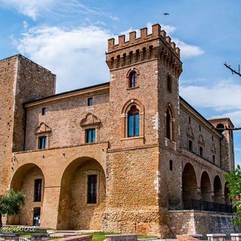 Hotel Leon D'Oro Castel Frentano Exterior foto